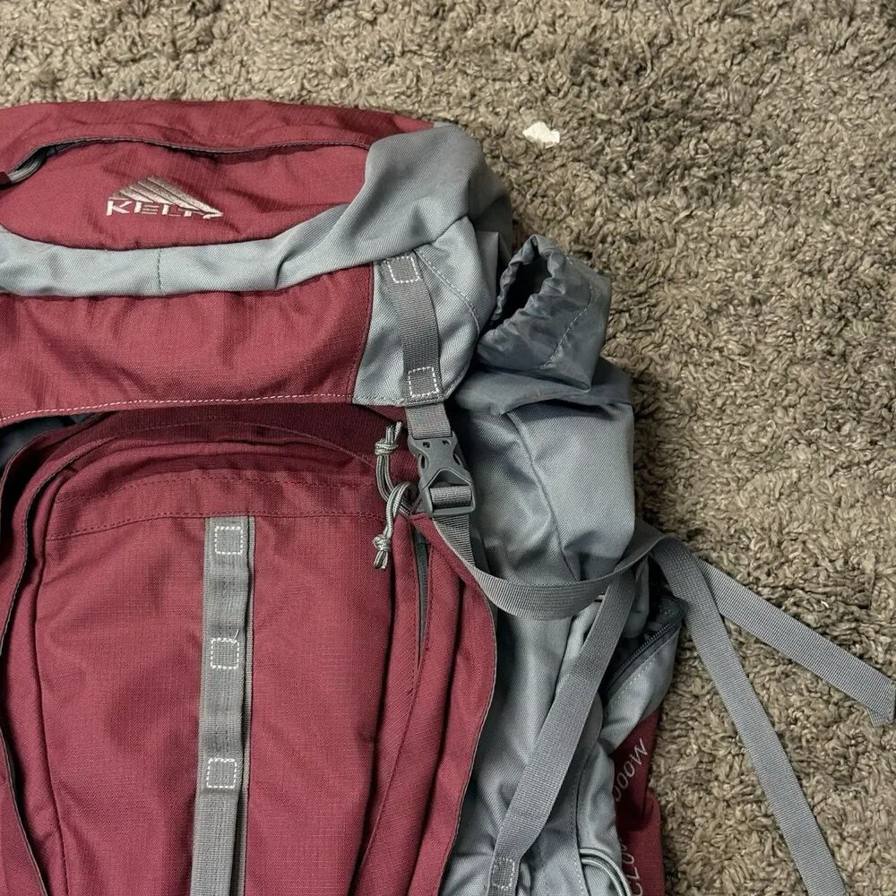 Kelty Redcloud 5000 Womens Hiking Backpack Internal Frame Camping Pack